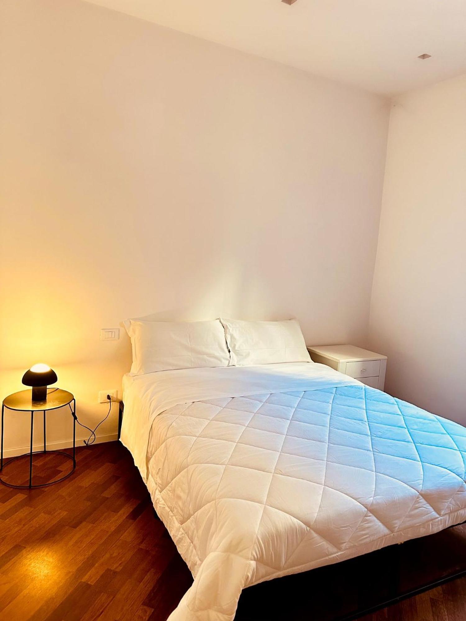 Whouse Large Suite Apartment Indipendenza Болоня Екстериор снимка